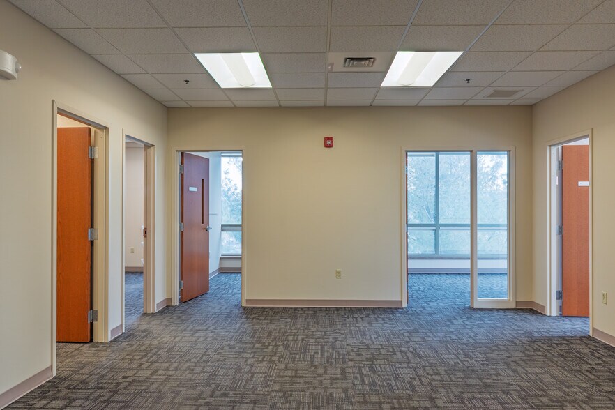 More Photos Of 3800 Sierra Cir, Center Valley Office For Lease
