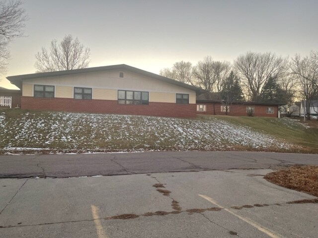 More Photos Of 600 Morningside St, Ida Grove Skilled Nursing Facility For Sale