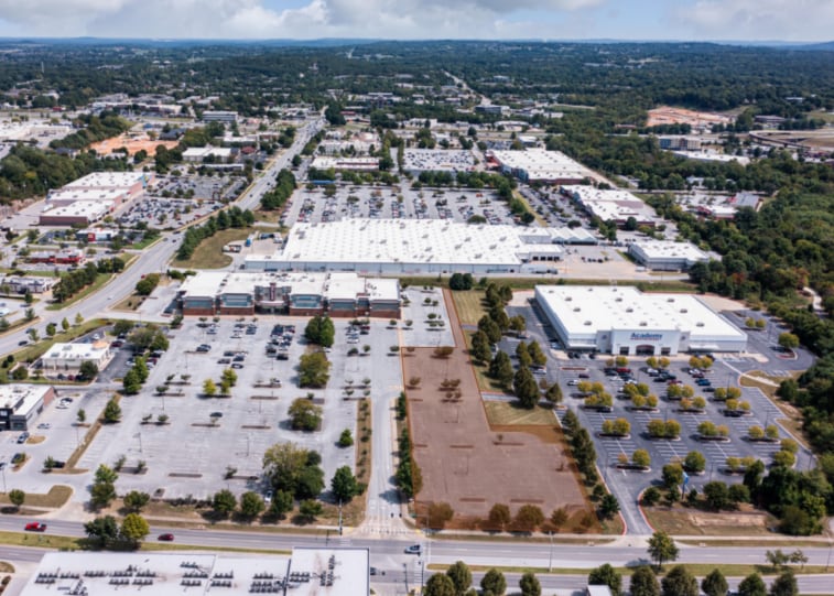 More Photos Of 3956 N Steele Blvd, Fayetteville Land For Sale