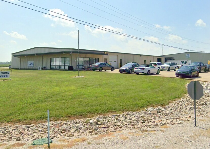 More Photos Of 2412 S Crabtree Dr, Princeton Warehouse For Lease