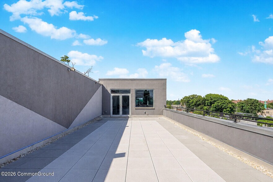 More Photos Of 16 Concord Pl, Staten Island Warehouse For Sale