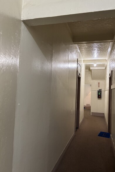 More Photos Of 210 Tunnel Ave, Richmond Apartments For Sale