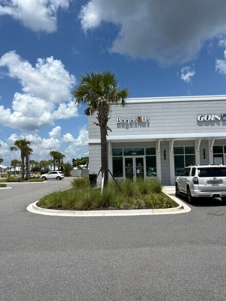 More Photos Of 145 Beachwalk Shore Dr, Saint Johns Freestanding For Lease