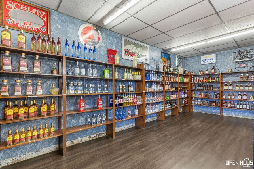 More Photos Of 18847 US-281, Windthorst Storefront Retail Office For Sale