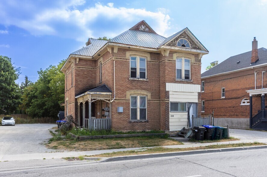 More Photos Of , Collingwood Unknown For Sale