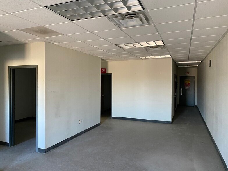 More Photos Of 300 County Road 302, Barnhart Industrial For Lease