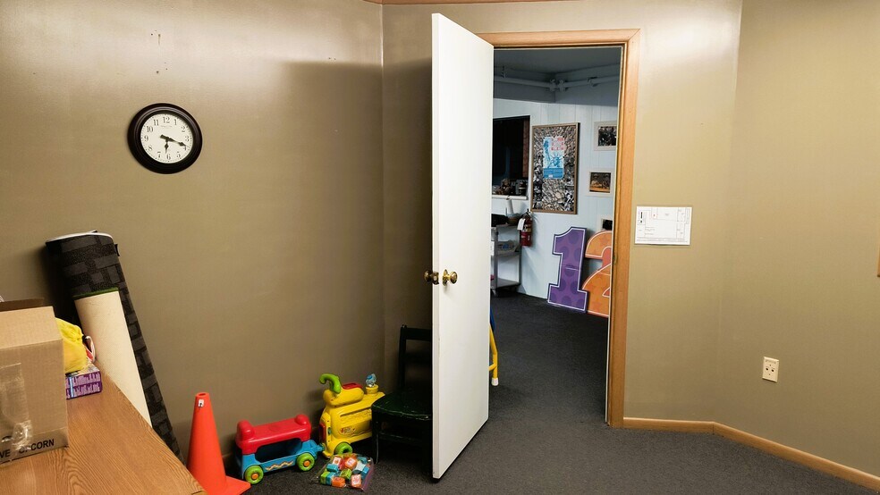 More Photos Of 816 Topeka st, Larned Schools For Sale