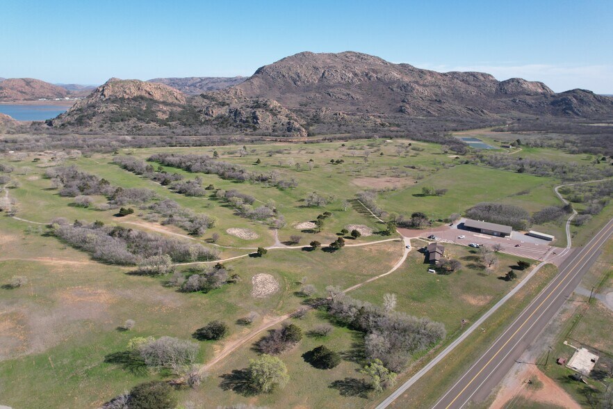 More Photos Of 42851 E County Road 1470, Lone Wolf Land For Sale