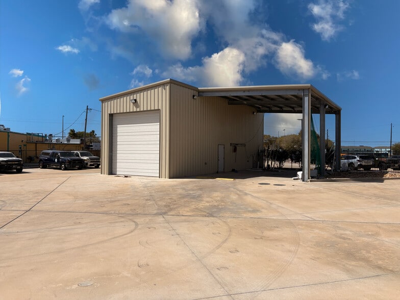 More Photos Of 1409 Waldron Rd, Corpus Christi Office For Sale