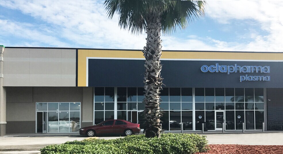 More Photos Of 933 Semoran Blvd, Orlando Unknown For Lease