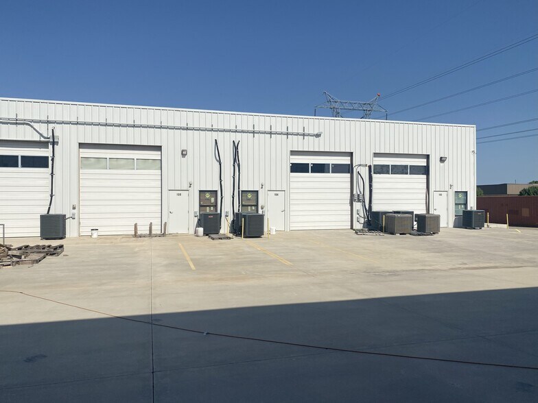 More Photos Of 4200 28th Ave, Norman Warehouse For Sale