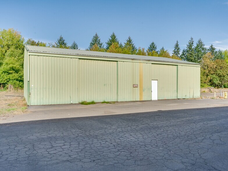 More Photos Of 16700 S Highway 99W, Amity Distribution For Sale