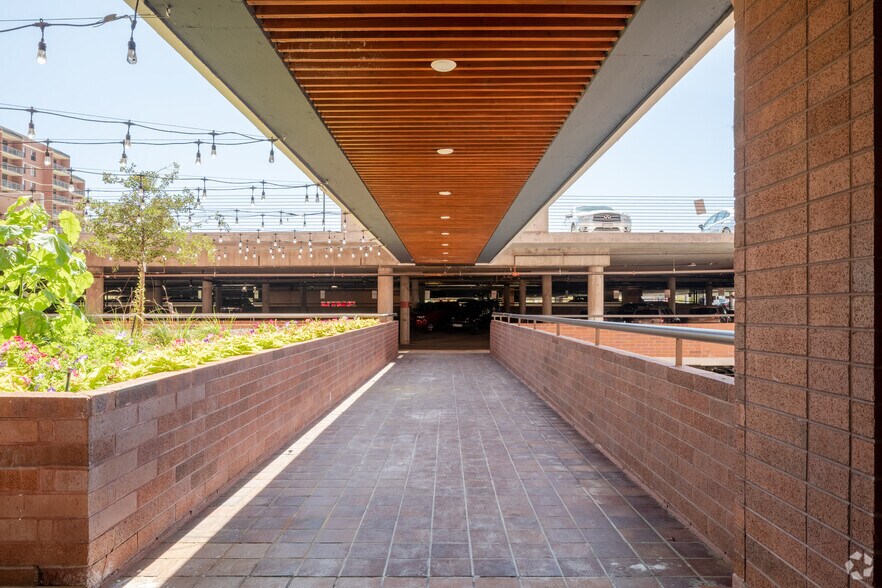 More Photos Of 1391 N Speer Blvd, Denver Office For Lease