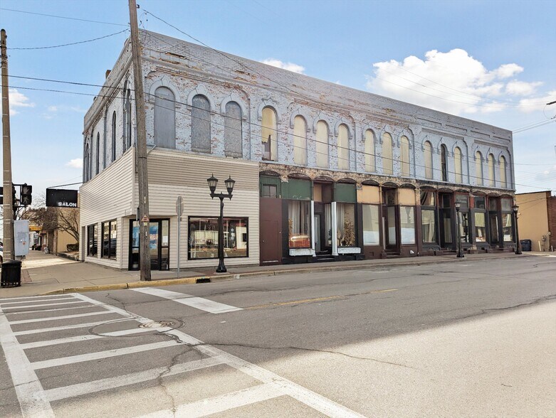 Primary Photo Of 1017 Washington Ave, Bay City Storefront Retail Residential For Sale