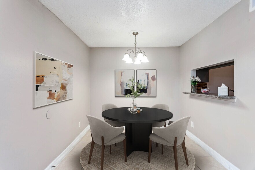 More Photos Of 8600 S Course Dr, Houston Apartments For Sale