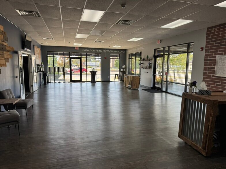 More Photos Of 7397 N 600 West Mt. Comfort Rd, Mc Cordsville Unknown For Lease