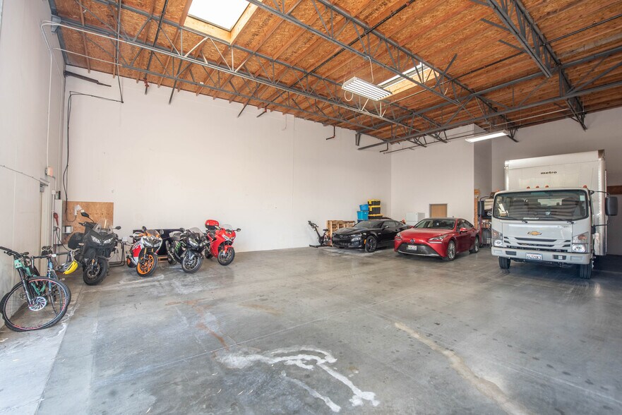 More Photos Of 1678-1692 Ord Way, Oceanside Warehouse For Lease