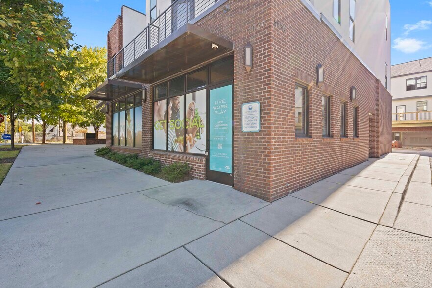 More Photos Of 2030 Main St NW, Atlanta Apartments For Lease