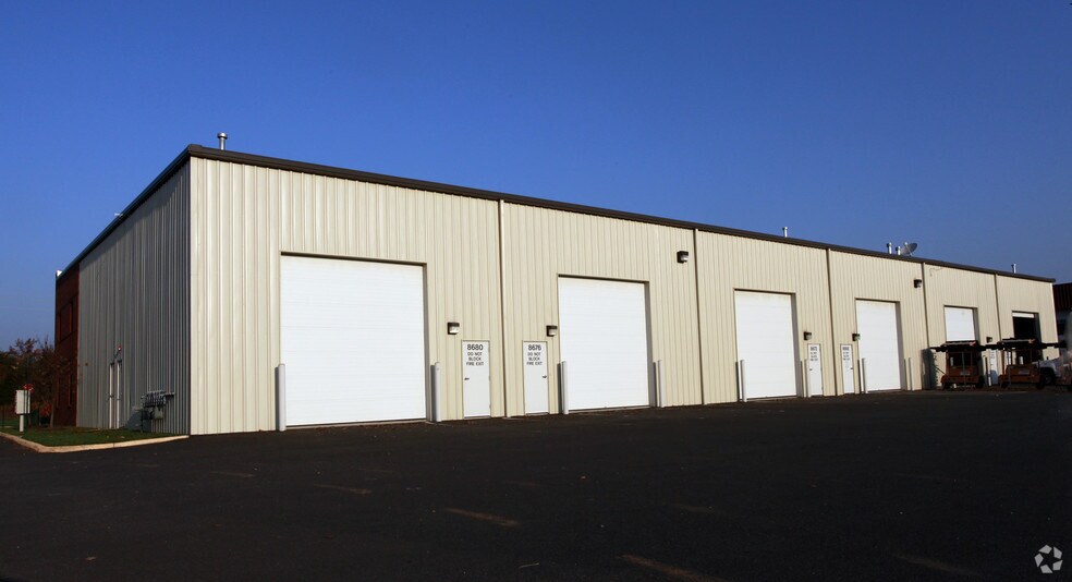 More Photos Of 8660-8680 Virginia Meadows Dr, Manassas Flex For Lease