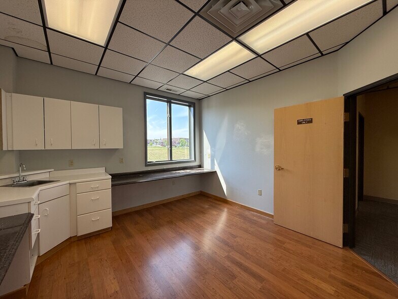 More Photos Of 301 Saddle Dr, Helena Medical For Lease