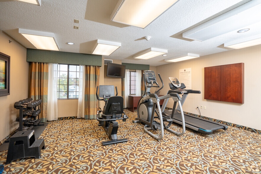 More Photos Of 1211 2nd St SW, Rochester Hospitality For Sale