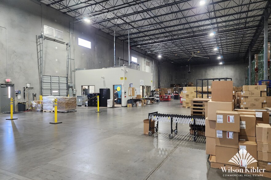 More Photos Of 250 Wilson Bridge Rd, Fountain Inn Warehouse For Lease