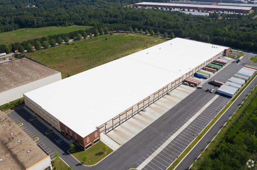 More Photos Of 5150 Oakley Industrial Blvd, Fairburn Distribution For Lease