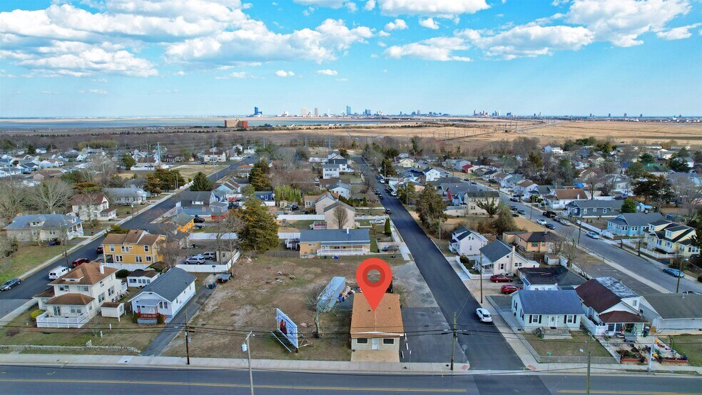 More Photos Of 1034 N Main St, Pleasantville Flex For Sale