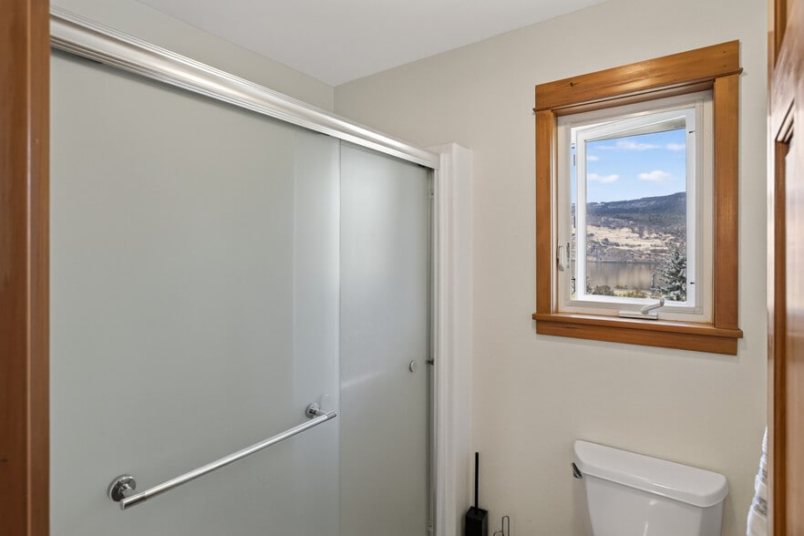 More Photos Of 407 Huskey Rd, Mosier Specialty For Sale