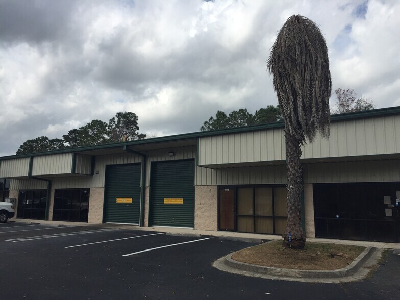 More Photos Of 8725 Youngerman Ct, Jacksonville Warehouse For Sale