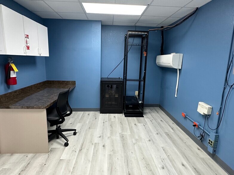 More Photos Of 1401 Applewood Dr, Dalton Medical For Lease