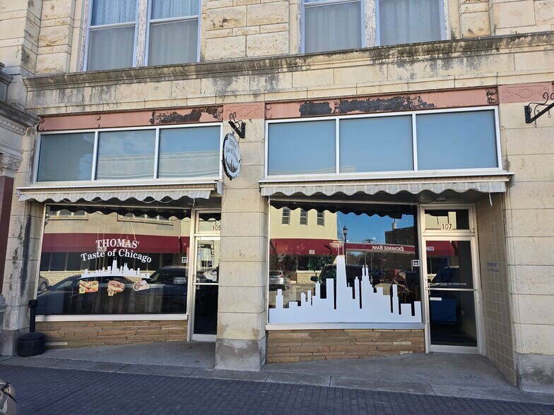 Primary Photo Of 105 W 7th St, Junction City Storefront Retail Office For Lease