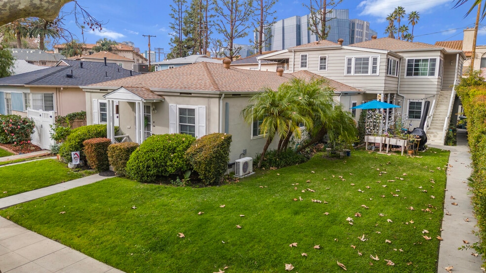 Primary Photo Of 2907 W Riverside Dr, Burbank Apartments For Sale