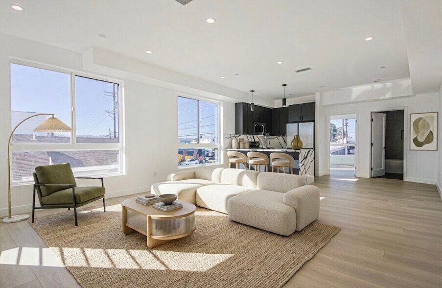 More Photos Of 5709 Auckland Ave, North Hollywood Apartments For Sale