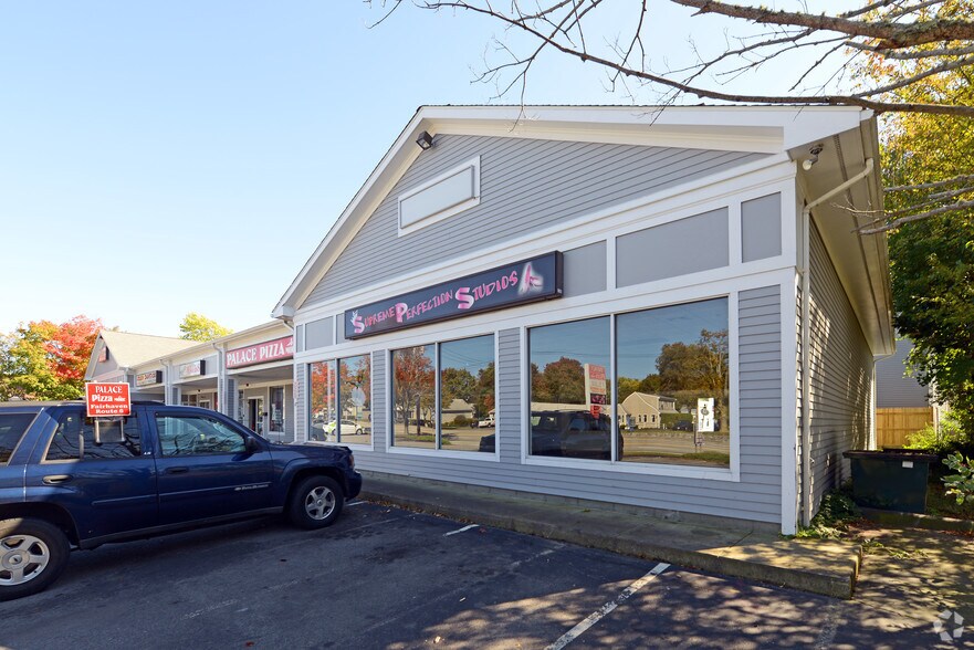 More Photos Of 67-73 Huttleston Ave, Fairhaven Unknown For Lease