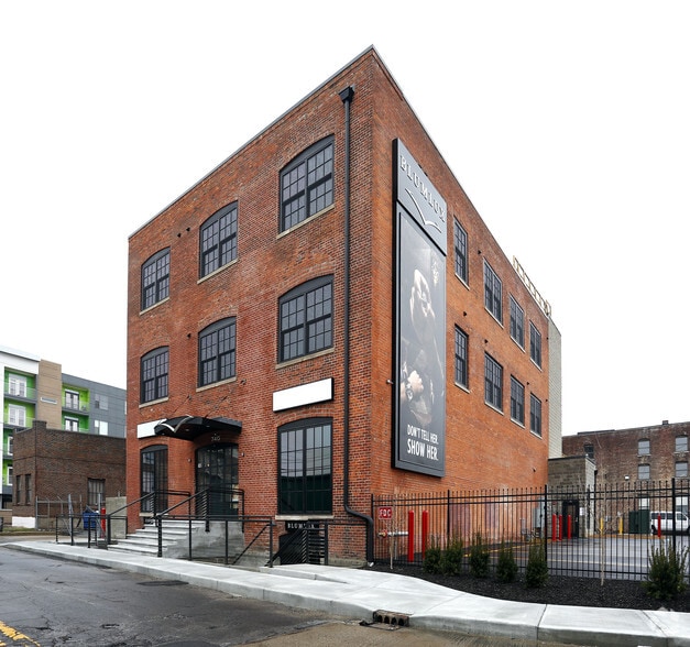 More Photos Of 740 E North St, Indianapolis Apartments For Sale