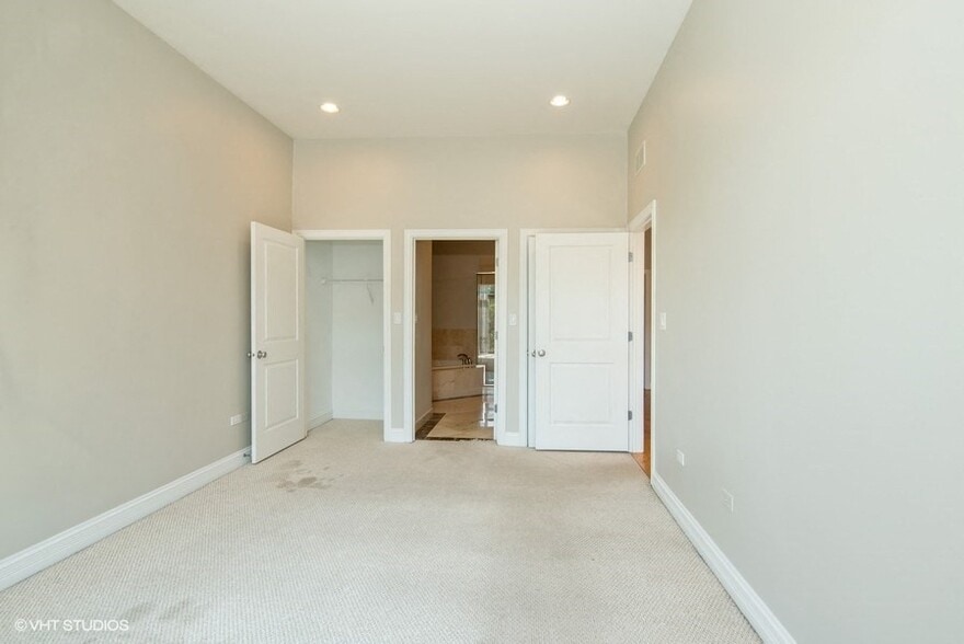 More Photos Of 4651 N Greenview Ave, Chicago Apartments For Lease