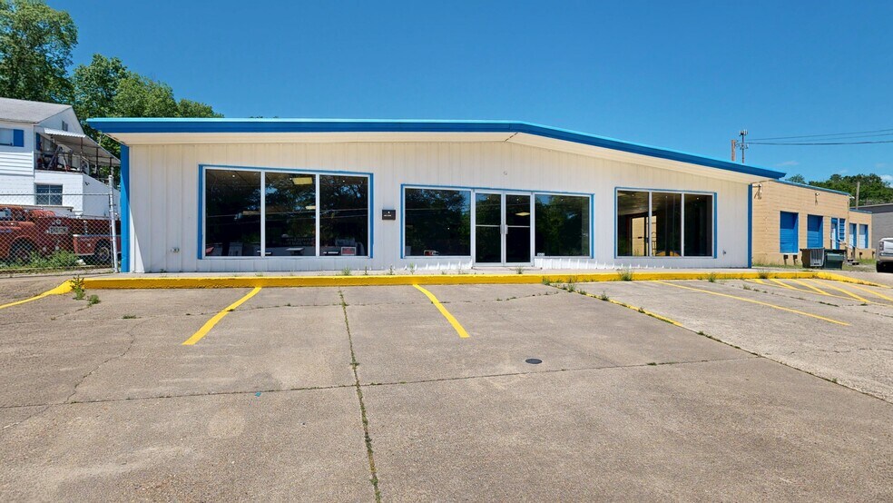 More Photos Of 1005 E Grand Ave, Hot Springs Unknown For Lease