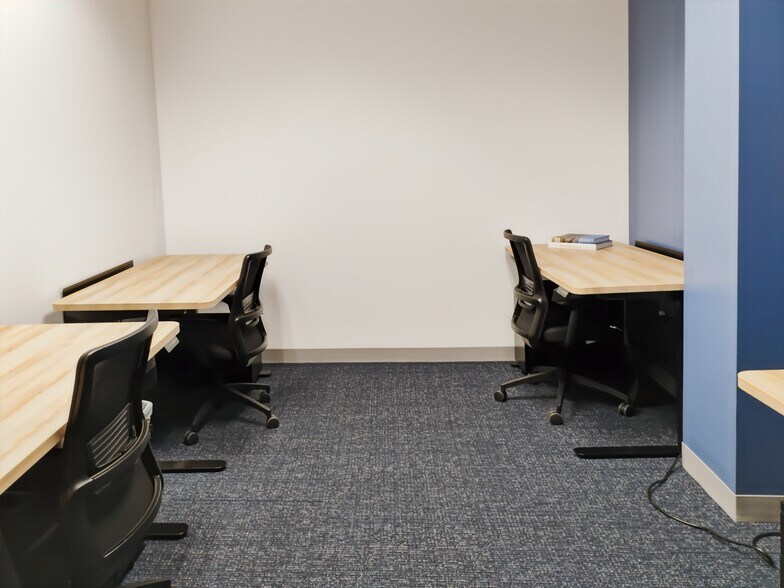 More Photos Of 901 W Rosedale St, Fort Worth Coworking Space