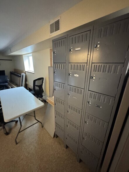 More Photos Of 4070 E Brigham Rd, Blue Mounds Office For Sale