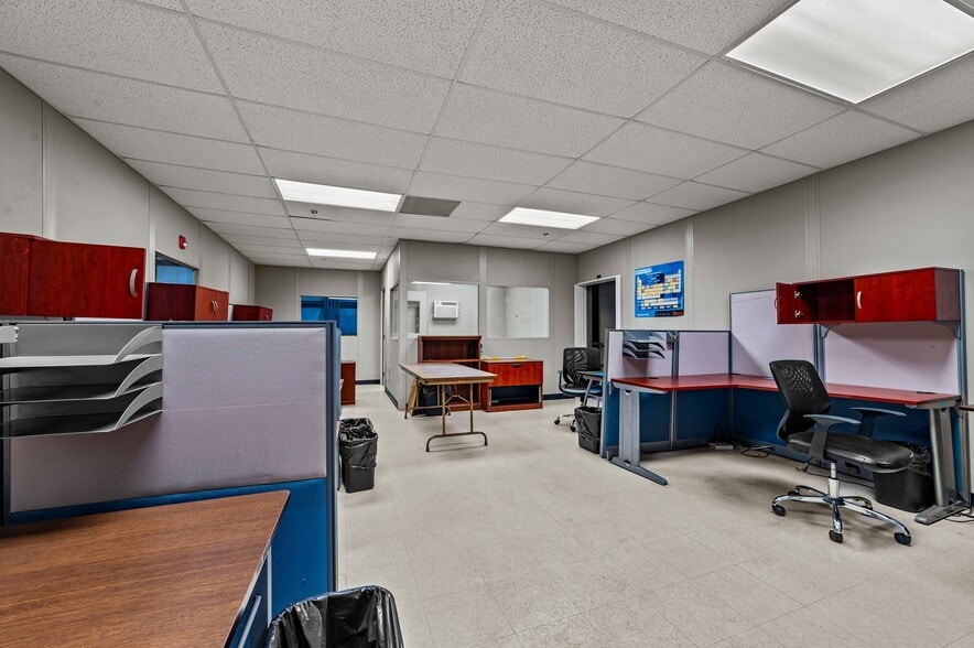 More Photos Of 2107 Black Creek Rd SE, Wilson Warehouse For Lease