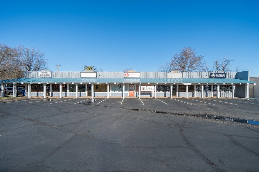 More Photos Of 1556 Hartnell Ave, Redding Office For Sale