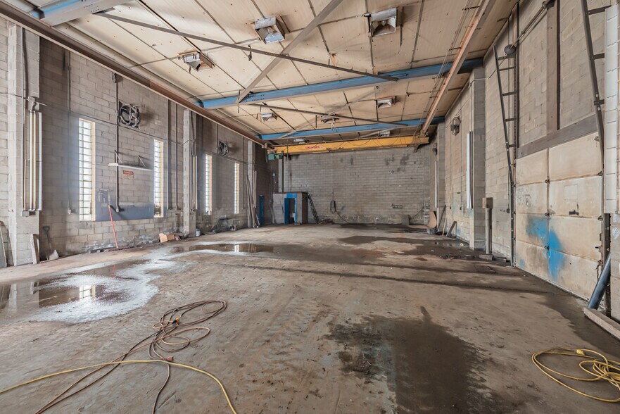 More Photos Of 306 Balsinger Rd, Uniontown Manufacturing For Sale