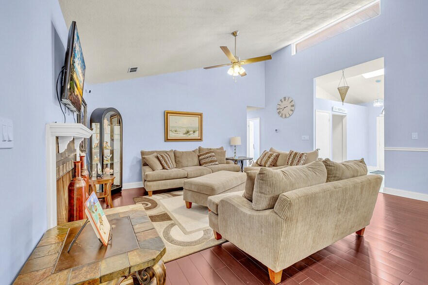 More Photos Of 5575 Milam Rd, Fairburn Medical For Lease