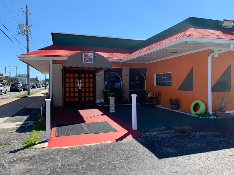 144 Ridgewood Ave, Daytona Beach, FL 32117 Restaurant For Sale