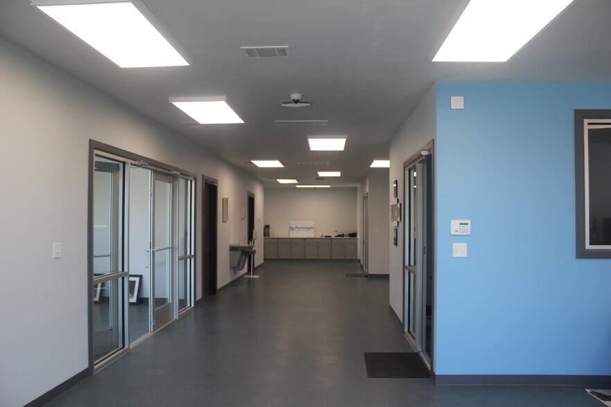 More Photos Of 4111 W State Highway 29, Georgetown Warehouse For Sale