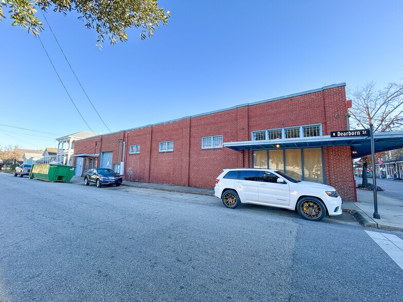 More Photos Of 612 Dauphin St, Mobile Storefront Retail Office For Lease