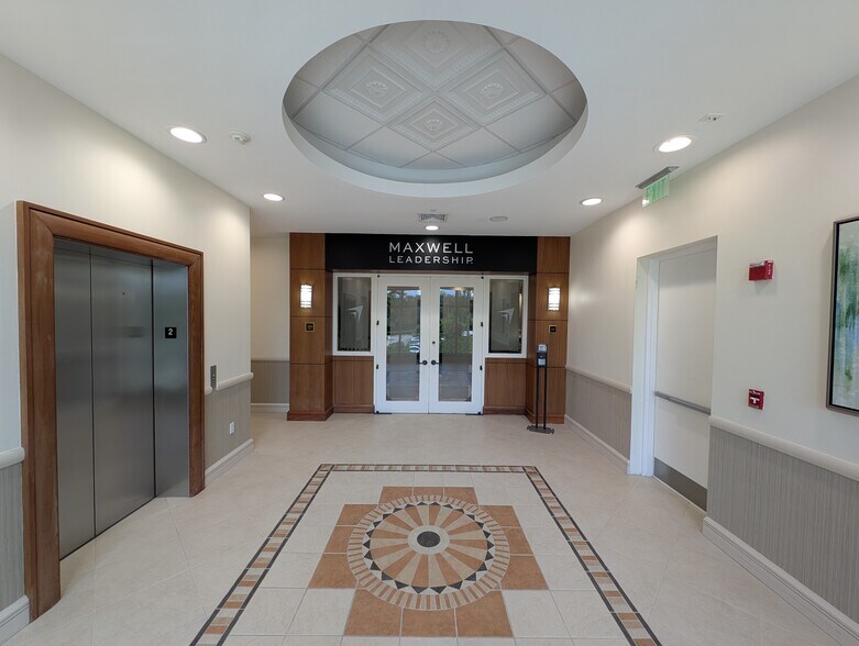 More Photos Of 2925 Pga Blvd, Palm Beach Gardens Office For Lease