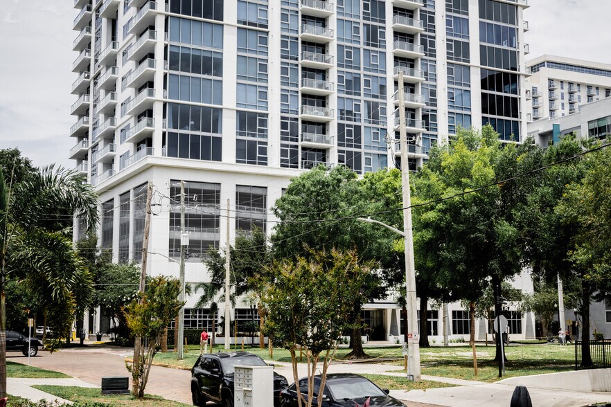 More Photos Of 516 E Jackson St, Orlando Office For Lease