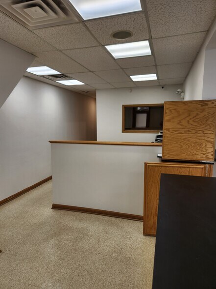 More Photos Of 6135 N Elston Ave, Chicago Flex For Sale